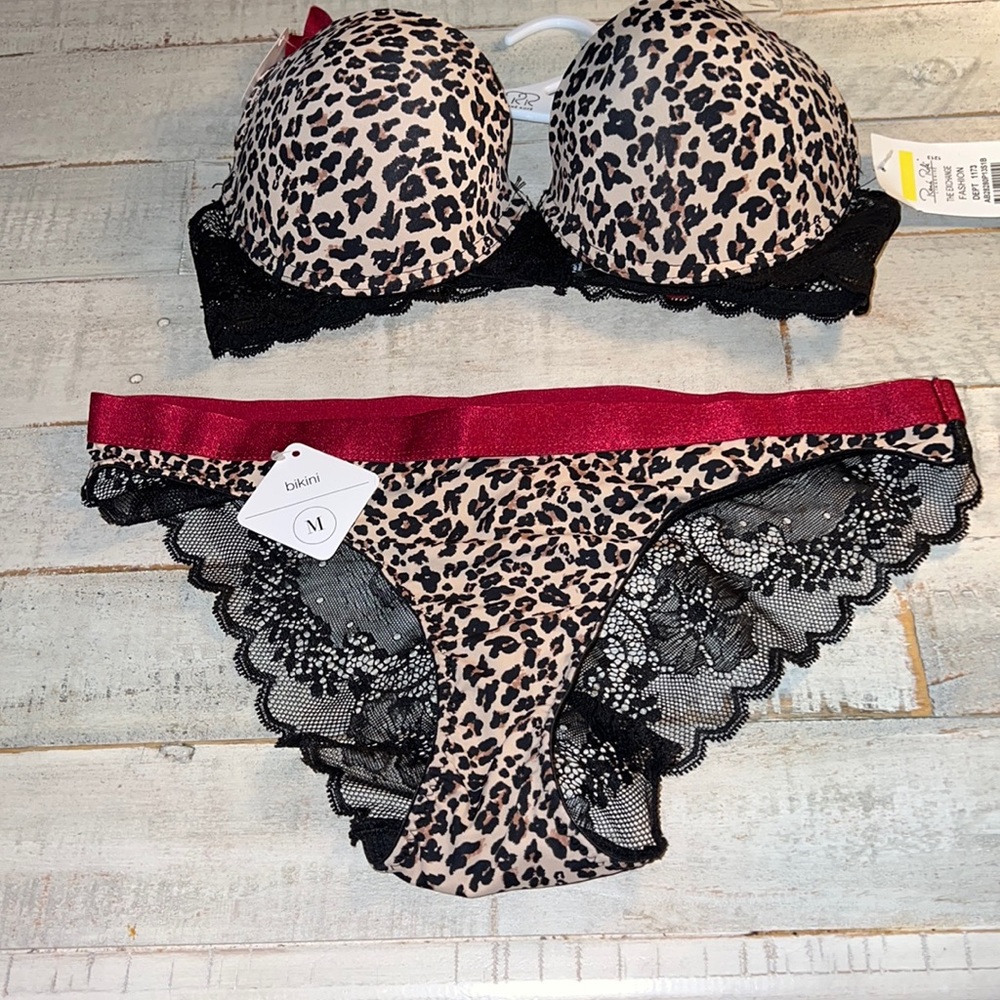 Rene Rofe Bra Set - Picture 2 of 9